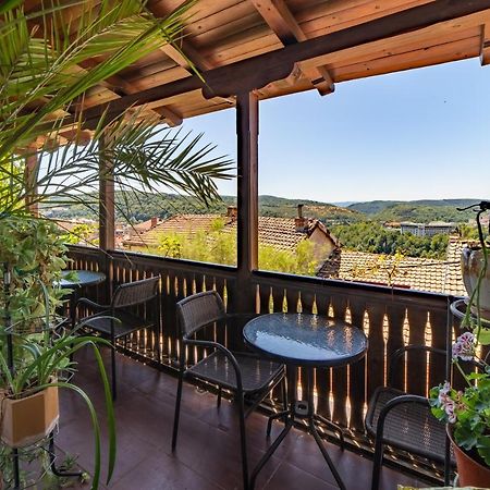 Винената Къща Veliko Tárnovo Exterior foto